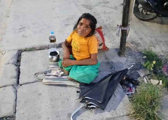 ४२ वर्षिया दानावती मुखिया शारिरीक अपाङ रहेकी जग्गा माफियाबाट ठगिए