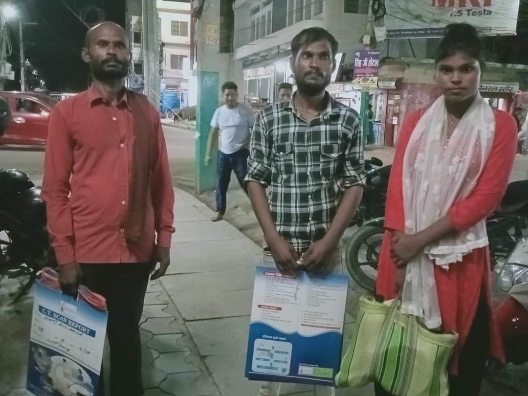 गोल्डेन हस्पिटलले दुई महिनासम्म बन्धक राखेका दाजु-बहिनीलाई घर फर्कायो, बिल विवादमा अडान
