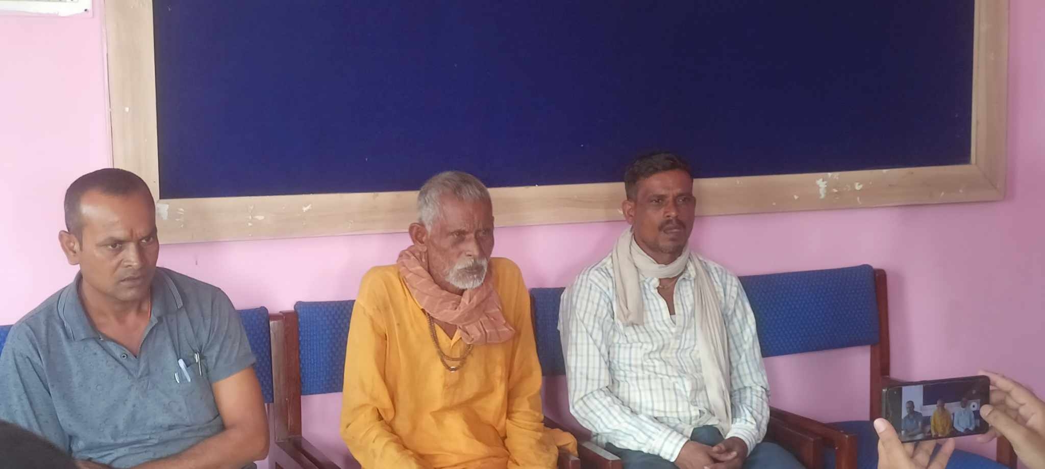 कटहरीका ७५ वर्षीय जगन रायले ऐलानी जग्गा हडपिएको आरोप लगाए