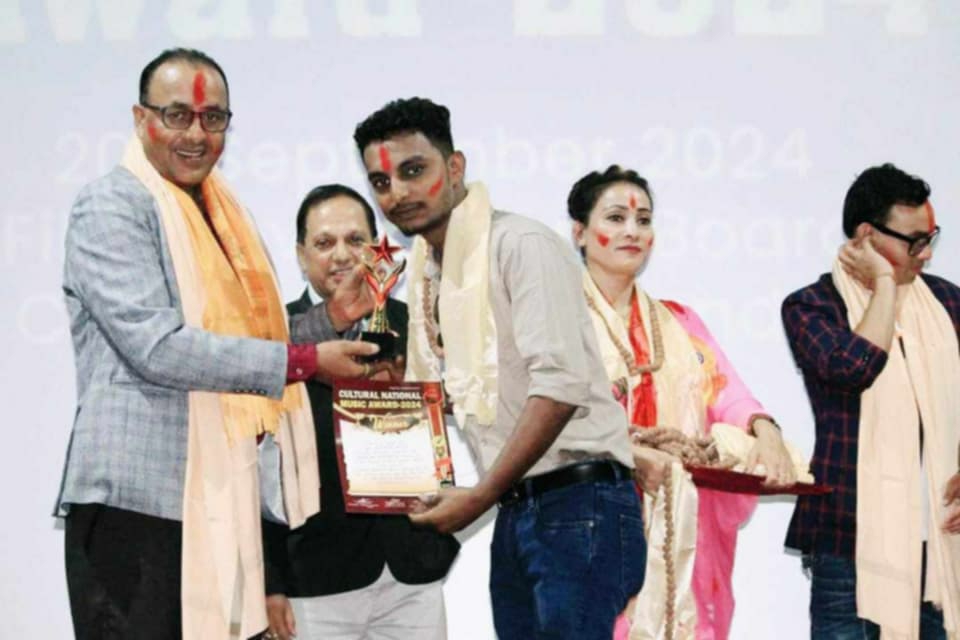आदित्य अजयलाई ‘कल्चरल नेशनल म्युजिक अवार्ड’ २०२४ बाट सम्मान