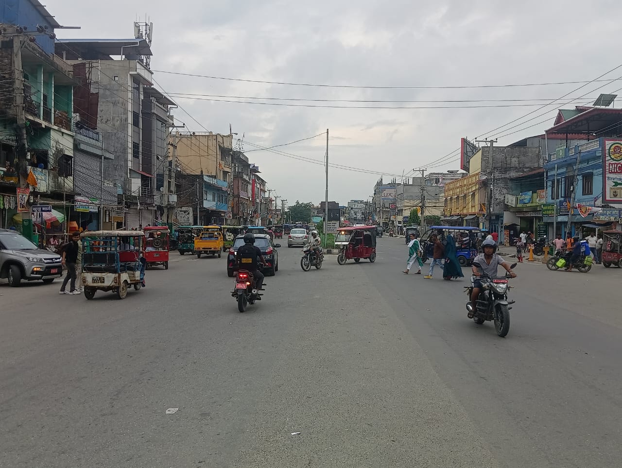 विराटनगर महानगरपालिकामा ट्राफिक लाइट जडान कार्य सुरु