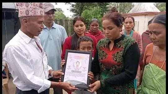 कोच राजवंशी समाज युएईद्वारा दिवंगत विद्यानन्द राजवंशीको परिवारलाई आर्थिक सहयोग हस्तान्तरण