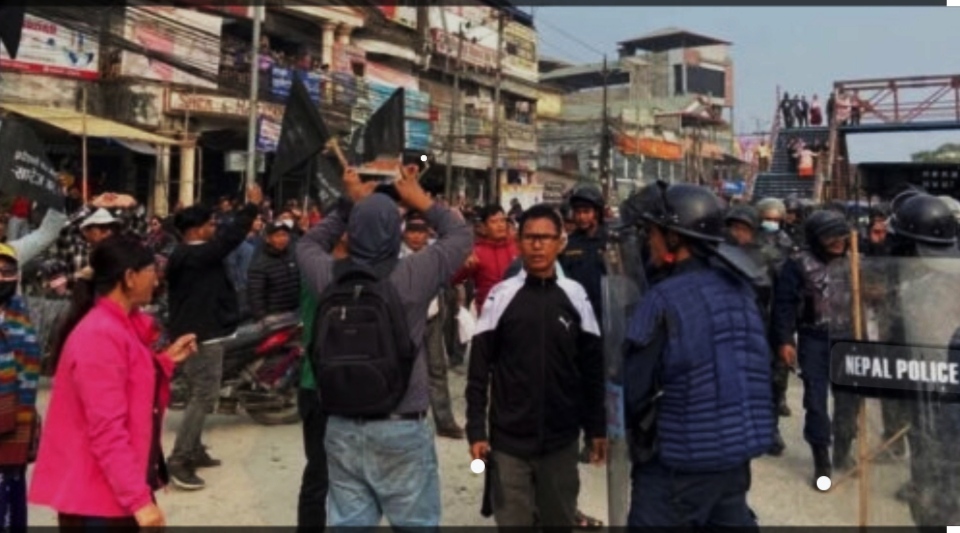 दमकमा कालो झण्डा देखाउने पहिचानवादी नेता-कार्यकर्तालाई प्रहरीले रिहा गर्यो