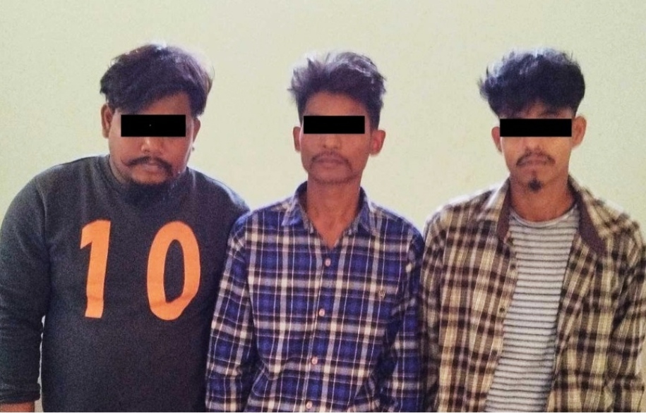 लागूऔषध ब्राउनसुगरसहित झापामा तीन युवा पक्राउ